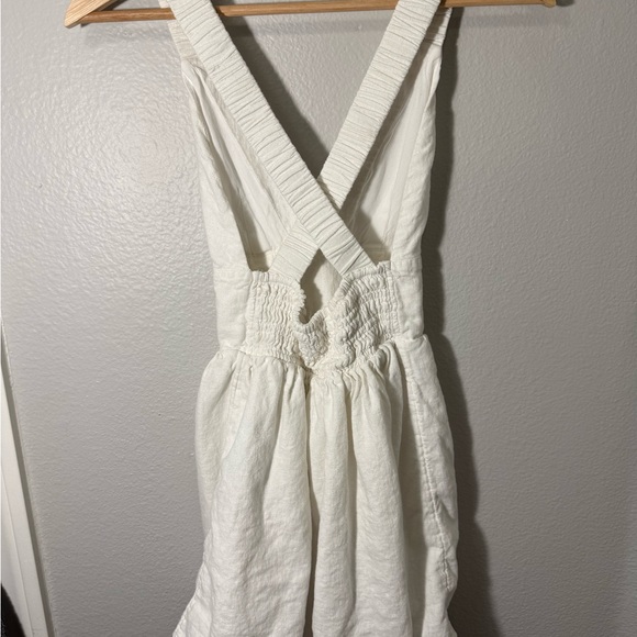 Abercrombie & Fitch White Sleeveless Mini Dress - Picture 2 of 5